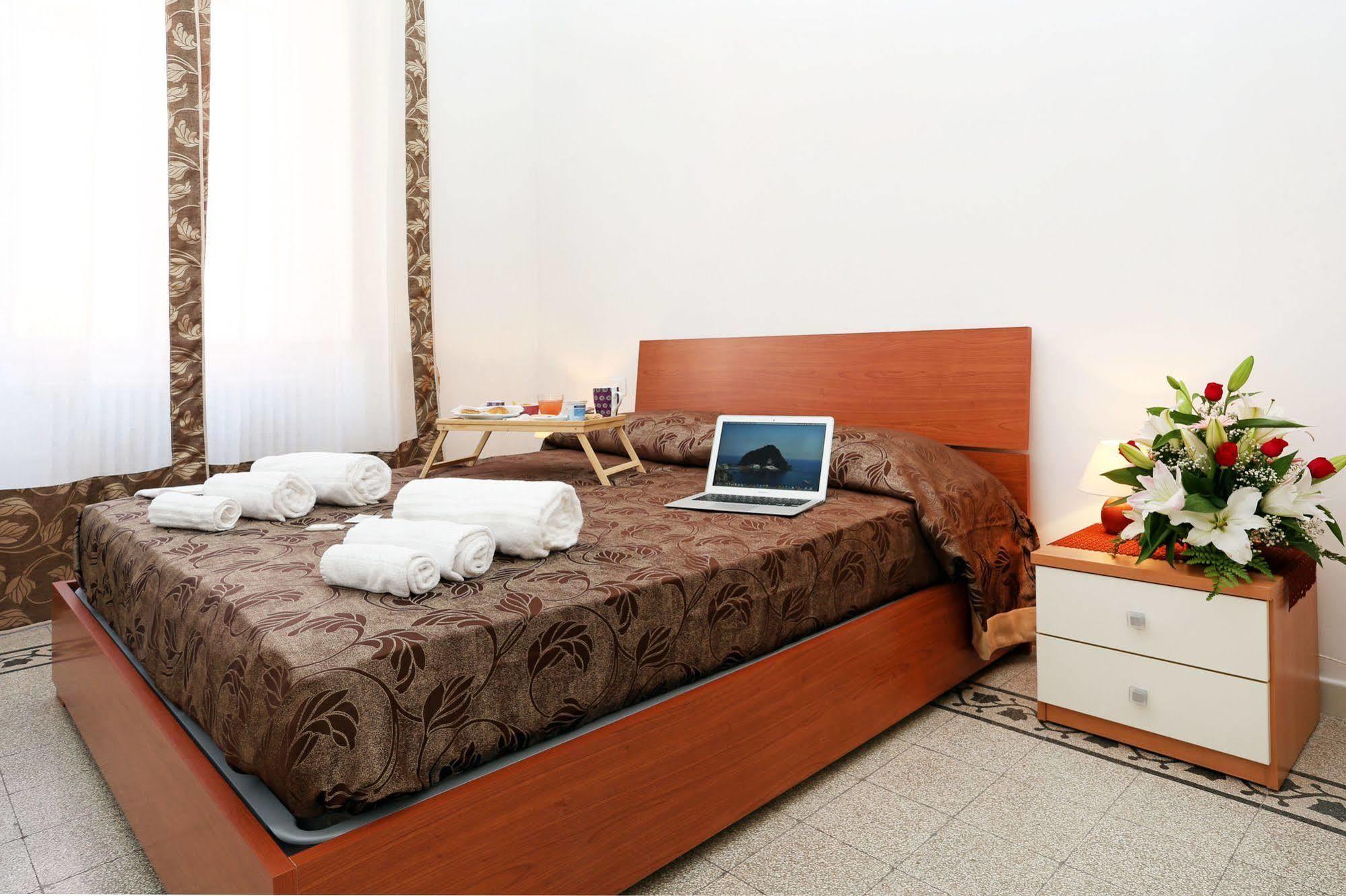 Bells Of Rome Hotel Екстериор снимка