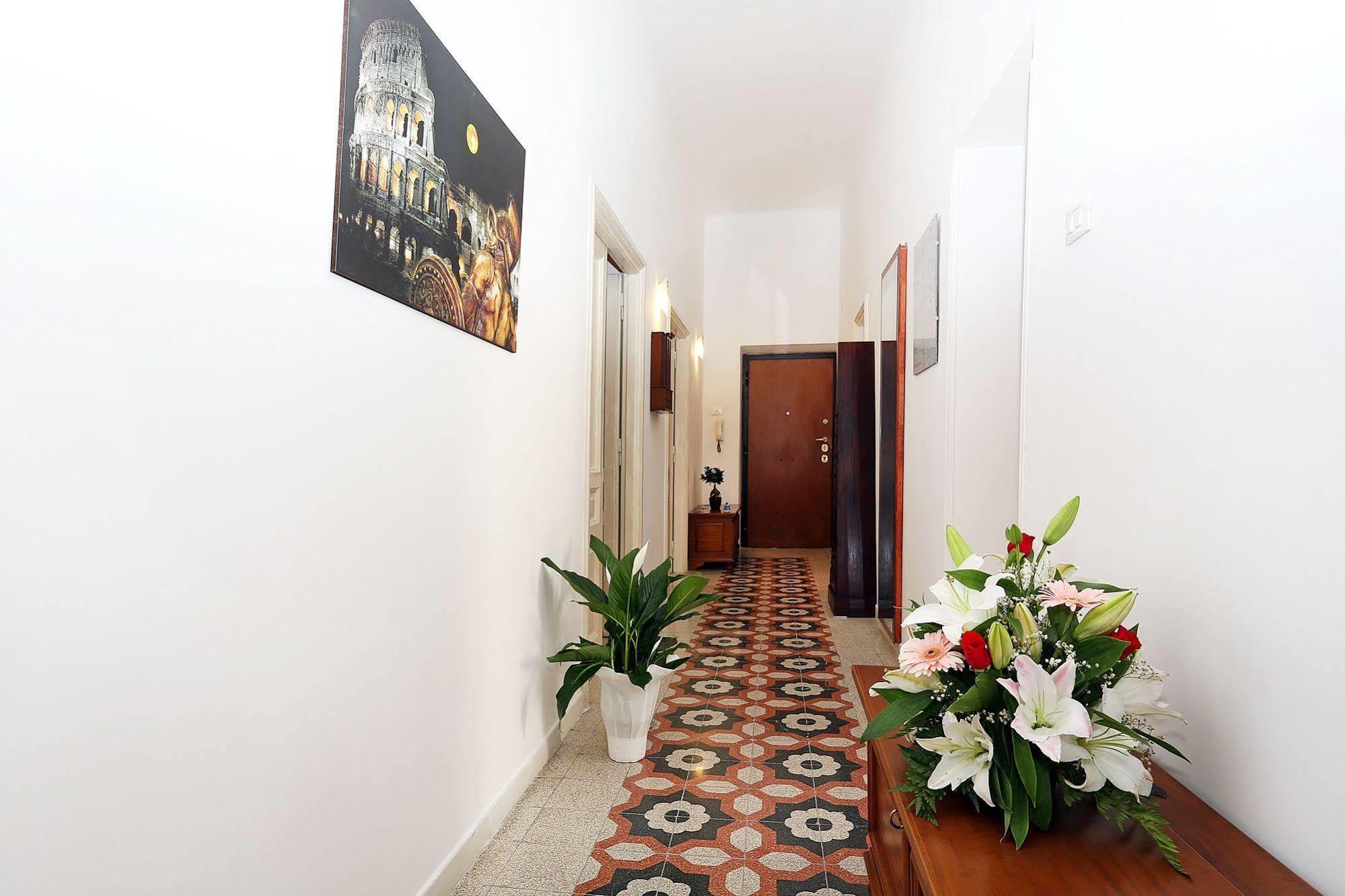 Bells Of Rome Hotel Екстериор снимка
